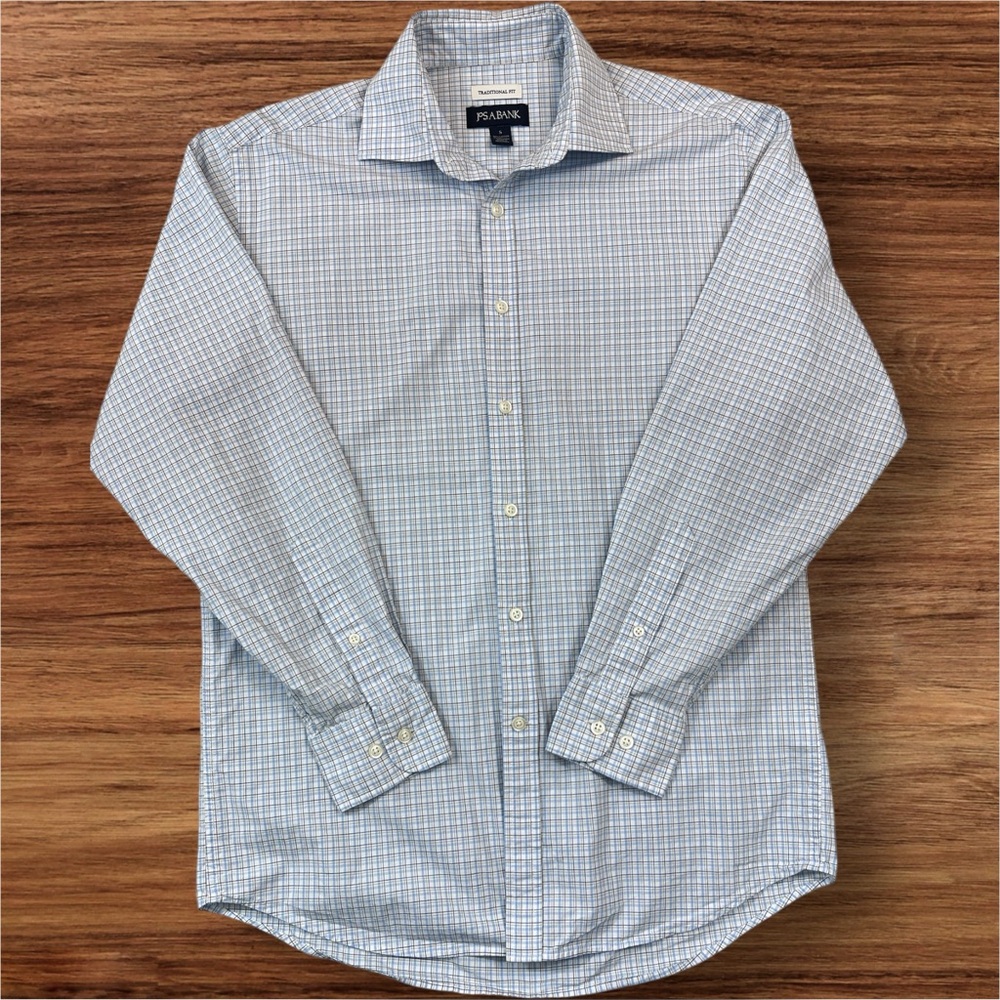 Jos. A. Bank Men’s Traditional Fit Striped Dress Shirt. Small
